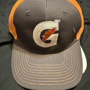 🎁Gatorade Gray and Orange Cap